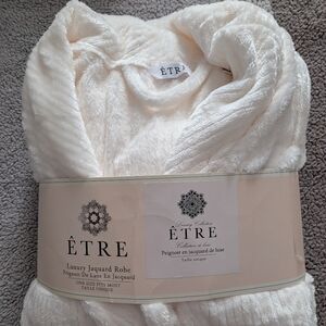 Luxury Jacquard Robe - Cream